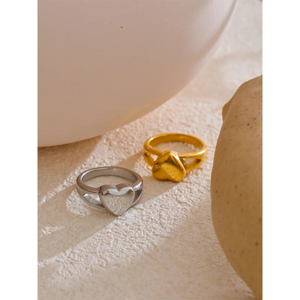 Minimalist Solid Heart Ring