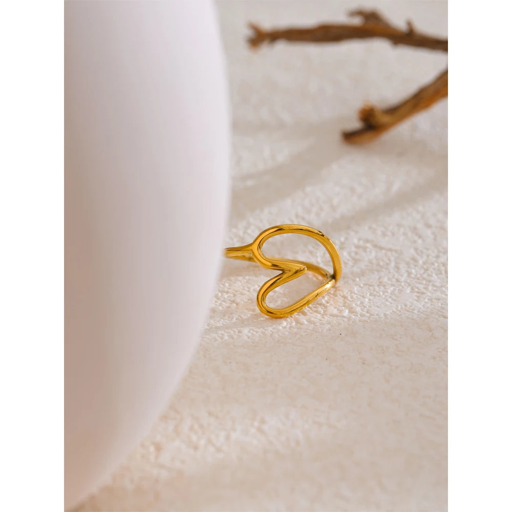 Hollow Heart Ring