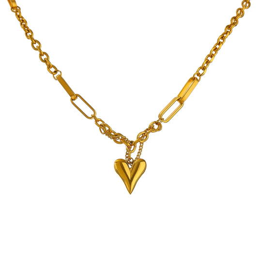 Pointed Heart Chain Necklace