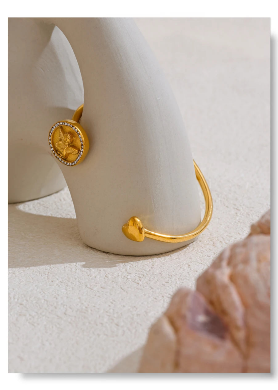 Cherub Angel Heart Bangle